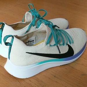 Nike Zoom Flyknit shoes